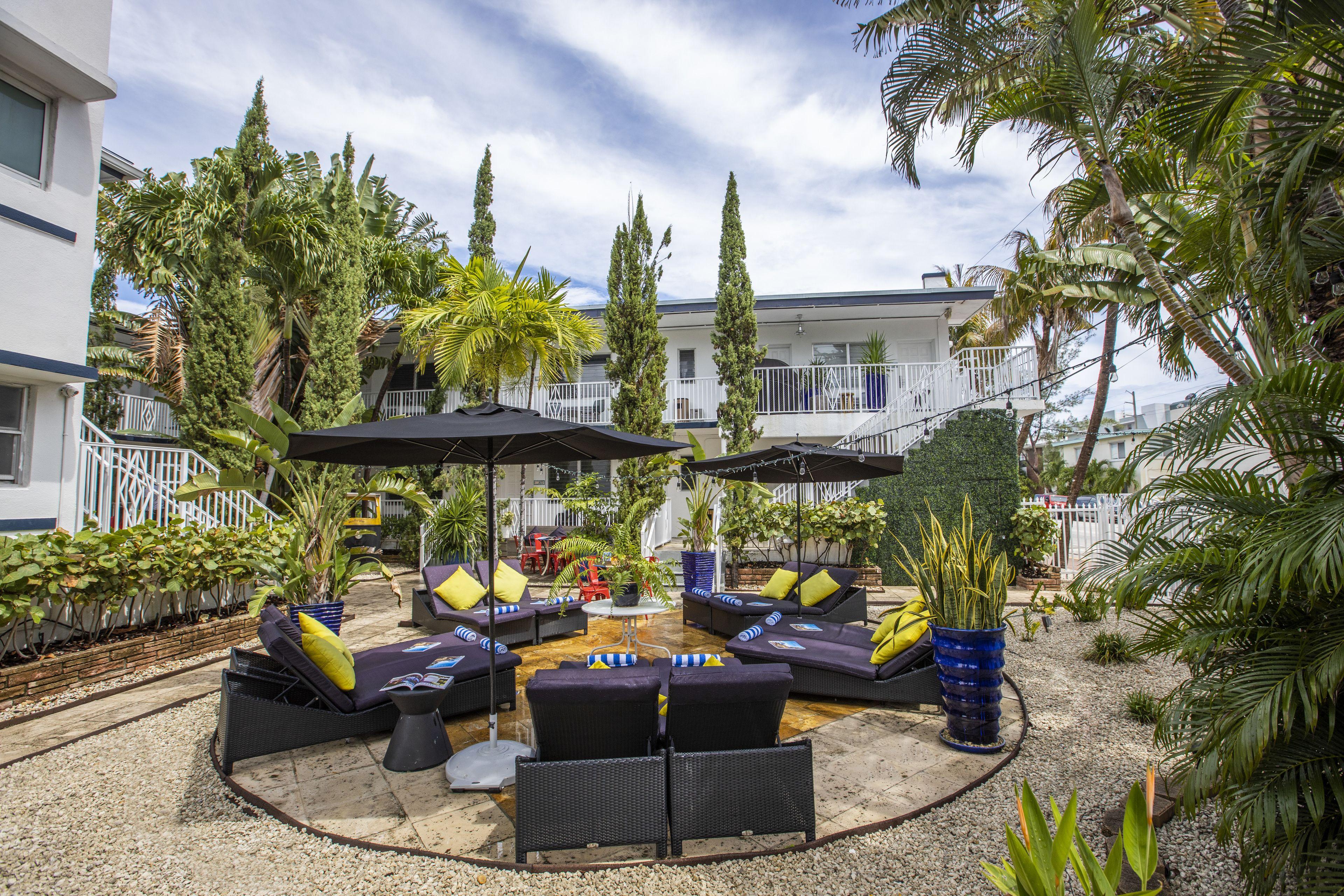 5 Exceptional Design Hotels Near Pelican Harbor Marina Worth Booking