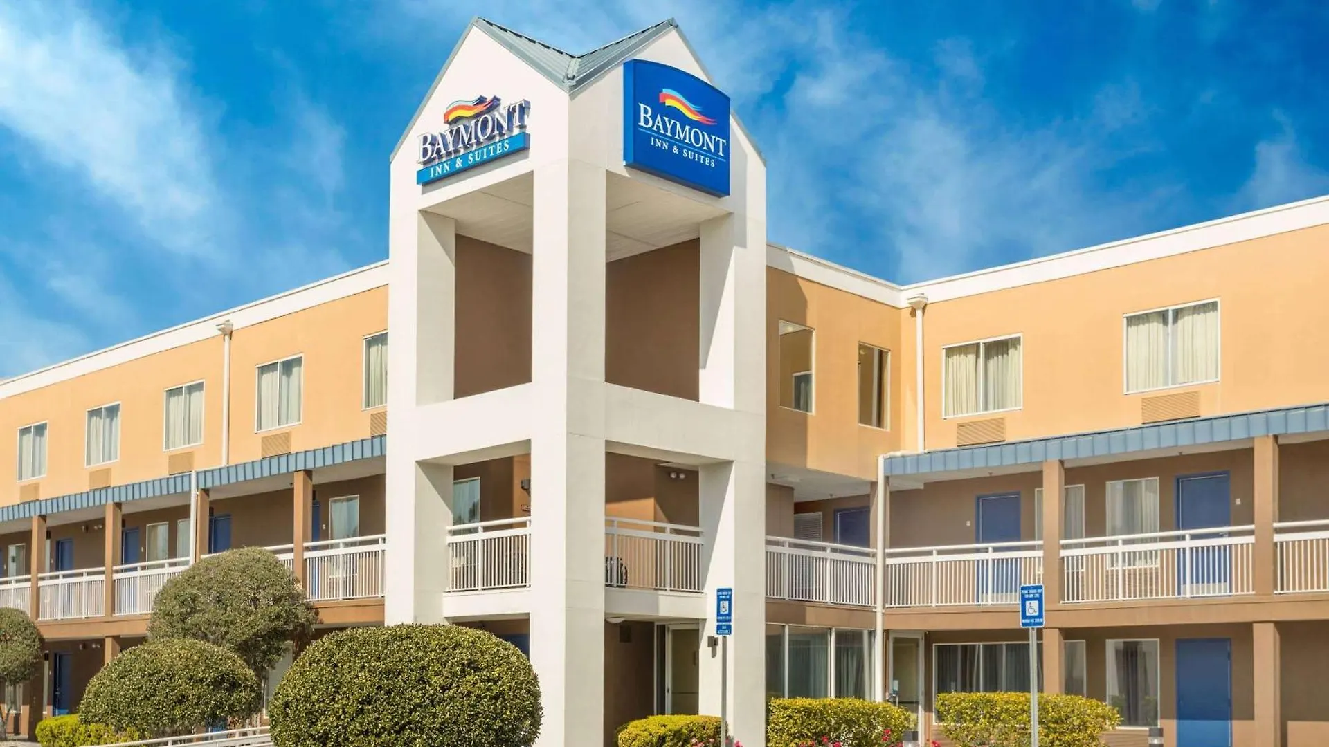 7 Business Hotels Near Daffin Park Worth Booking in Savannah