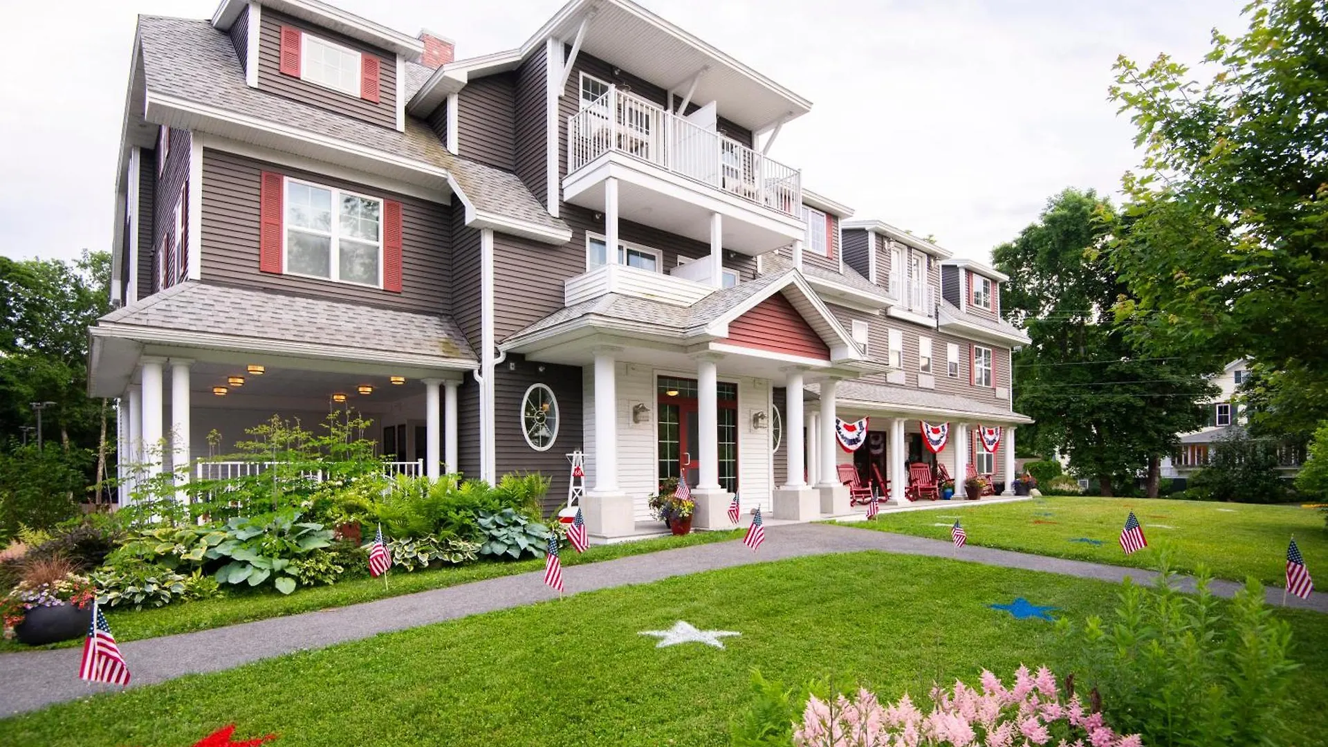 6 Central Hotels Near Acadia National Park for Easy Access