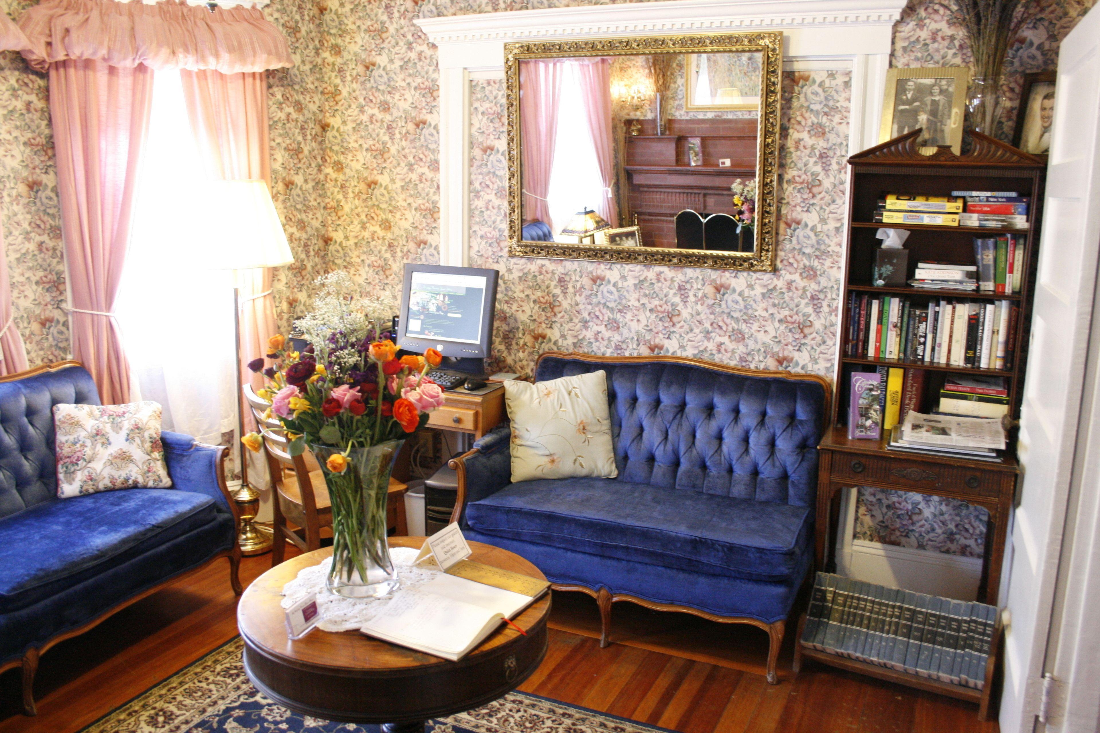 Where to Stay Near Gardner Museum: 10 Airport Hotels in Boston